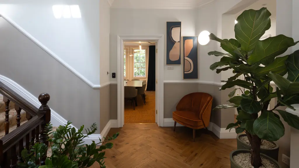 Refined interior hallway at 128 Buckingham Palace Road